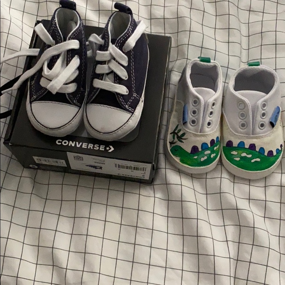 Baby crib shoes